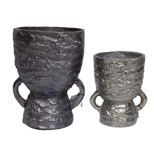 Jarrón de mesa de aluminio fundido moderno, artesanías de metal con acabado negro y plateado para decoración del hogar - Product Image 1