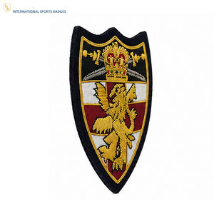 Badges décoratifs personnalisés avec logo, épingle de sûreté, broderie haute densité, tissu écologique de qualité supérieure, vente en gros d'usine, OEM - Product Image 3