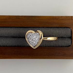 แหวนทองคำแท้ 14K ประดับเพชรแล็บโกรว์รูปหัวใจ 18 เม็ด ดีไซน์มินิมอล โรแมนติก ของขวัญวันครบรอบวาเลนไทน์สำหรับเธอ สวยหรู - Product Image 1