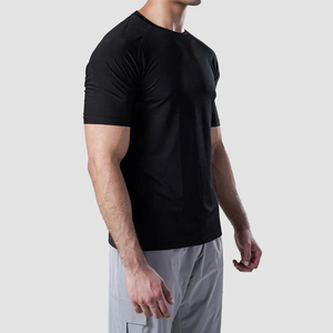 Camisetas de Manga Corta para Hombre al por Mayor con Logotipo Personalizado, de la Mejor Calidad, Ajuste Slim, Transpirables, Ecológicas, Cómodas y Ligeras - Product Image 3