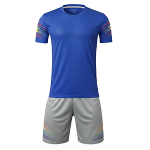 Ensemble de football respirant pour enfants, 100 % polyester, maille découpée automatiquement, imprimé dégradé, col rond, manches courtes, maillot et short - Product Image 5