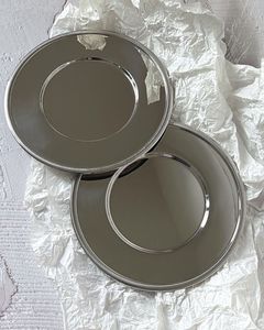 Assiettes de présentation de haute qualité, finition argentée, style moderne, pour restaurants, fêtes et décoration de table. - Product Image 1
