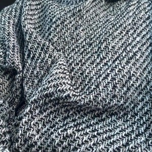 Hoodie en laine tricotée surdimensionné pour homme, coupe courte, manches lanternes, couleur unie, anti-boulochage, sans doublure, idéal pour l'hiver - Product Image 6