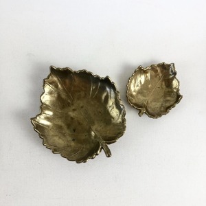 Vintage Leaf Plate <b>Set</b> Gold Finished Ideal For <b>Serving</b> Chocolates Dry Fruits And Small Snacks In Parties And Gatherings - Product Image 1