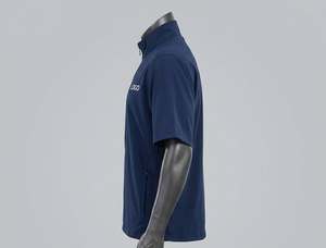 เสื้อคอตั้งซิป ¼  แขนสั้นสีน้ำเงินกรมท่าสำหรับผู้ชาย ผ้าโพลีเอสเตอร์ 100% แห้งเร็ว ระบายอากาศได้ดี - Product Image 2