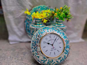 Antique Style Mosaic Glass Iron round <b>Wall</b> <b>Clock</b> Quality Metal <b>Wall</b> <b>Clock</b> with Needle Display for Time Use and <b>Wall</b> Decoration - Product Image 5
