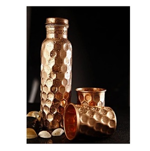 Beautifully Crafted <b>Copper</b> <b>Water</b> <b>Bottle</b> with Refined Finish for Everyday Use and Elegant Kitchen Presentation - Product Image 4