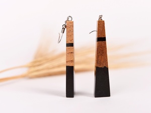 Pendientes Artesanales de Madera y Resina para Mujer – Joyería de Moda de Lujo Hecha a Mano, Venta al por Mayor para Propietarios de Boutiques y Tiendas - Product Image 4