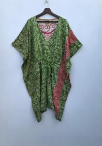 Caftán vintage de algodón Kantha hecho a mano para mujer, vestido bohemio para estar en casa o la playa. - Product Image 2