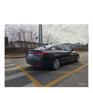 2019 Genesis G80 3.3 GDI AWD with Automatic Gearbox Leather Seats Rear Camera 59,500 km Left Steering - Product Image 2