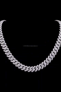 Cadena Cubana de 12mm con Eslabones Personalizables, Collar Cubano de Plata Esterlina 925 con Moissanita Certificada, Estilo Hip Hop Unisex - Product Image 3
