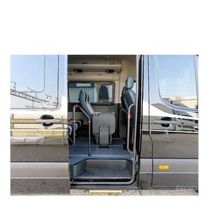 Hyundai Solati de 15 Plazas, Modelo Septiembre 2023, 18,687 km, Volante a la Izquierda, Diésel, Transmisión Automática, con Cámara Trasera - Product Image 6