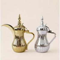 Cafetière arabe de luxe en acier inoxydable Dallah avec bec en bec d'aigle, théière traditionnelle dorée polie du Moyen-Orient pour hôtel