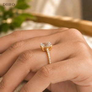 Bague de fiançailles en or jaune plaqué 14 carats, classique, avec moissanite, pour femme, coupe émeraude, solitaire de mariage - Product Image 4