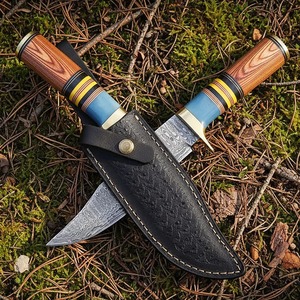 Hache de bûcheron de qualité industrielle supérieure, sur mesure, avec fourreau en cuir, manche en bois et 3 lames en acier à haute teneur en carbone pour abattre et fendre le bois - Product Image 5