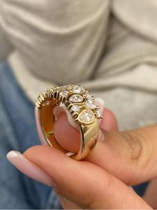 Anillo de Eternidad con Diamantes en Corte Pera y Redondo en Oro Amarillo Sólido, Anillo de Boda Ancho de Inspiración Vintage, Elegante y Sofisticado - Product Image 4
