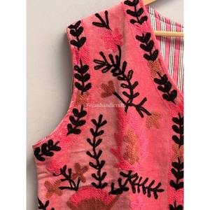 Chaleco de terciopelo al por mayor con bordado floral Suzani, hecho a mano, corto, para mujer, chaqueta de invierno - Product Image 6