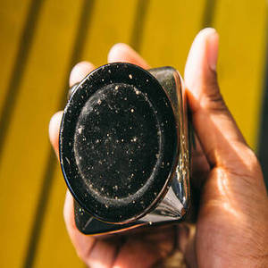 Poudre de résine de Shilajit sauvage indienne (qualité alimentaire) du Gujarat pour les marchés d'exportation en gros, options d'emballage personnalisables, professionnel - Product Image 4