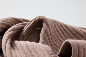Bufanda de Punto Acrílico Jacquard 100% Personalizada ODM OEM para Hombre, Gruesa, Ligera, Suave y Cálida para Invierno, Negocios, Uso Diario y Actividades al Aire Libre - Product Image 2
