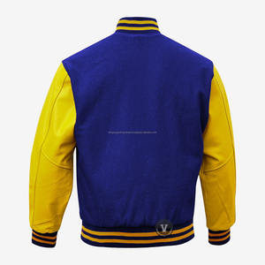 El artículo más exigente Cuerpo de lana de alta calidad Mangas de cuero Parche bordado Letterman Varsity Jacket con 2 bolsillos laterales - Product Image 1
