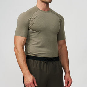 T-shirt de sport pour homme, noir, manches longues, col rond, coupe ajustée, séchage rapide, léger, tricoté, compression, couleur unie, polyester, athlétique - Product Image 3