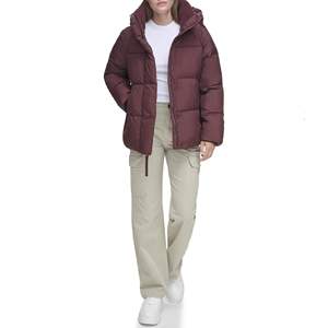 Veste matelassée pour femme sur mesure, vente en gros, veste d'hiver matelassée de qualité supérieure, légère, isolée, chaude, en polyester, résistante à l'eau - Product Image 3