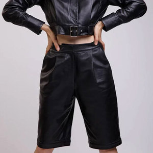 Shorts de Cuero para Mujer Hechos a Medida con su Logotipo, Diseño Último Modelo, Shorts de Cuero Personalizados para Mujer en Venta - Product Image 1