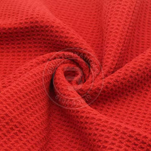 Toalla de golf tipo waffle de calidad premium con doble costura para máxima fiabilidad en el campo, en venta. - Product Image 6