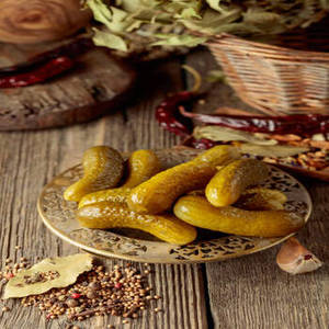 Pepinillos de Pepino Frescos Estilo Indio, Calidad Premium, Tradicionales, Picantes, con Auténtico Sabor Indio para Venta al por Mayor - Product Image 2