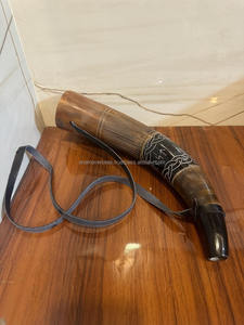 Corneta Vikinga Grande |   Cuerno Ceremonial de Cuerno de Vaca Natural - Product Image 2