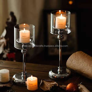 Portavelas de Hierro con Diseño Creativo, Escultura Metálica, Adorno Pequeño para Velas de Té - Product Image 1