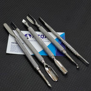 Empujador de Cutículas Profesional de Doble Punta de Acero Inoxidable y Limpiador de Uñas, Herramienta de Belleza para Manicura y Pedicura - Product Image 5