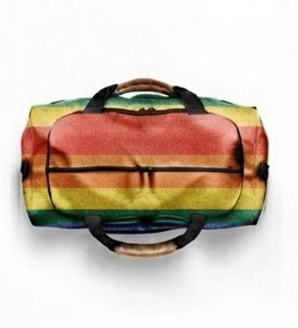 Bolsa de lona arcoíris con logotipo KL, bolsa deportiva de viaje de gran capacidad para hombres y mujeres, para uso en el gimnasio al aire libre - Product Image 2