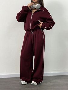 Conjunto de sudadera con capucha deportiva de marca privada para mujer, chaqueta con cremallera completa, cuello alto, ribetes en contraste, chándal de forro polar, pantalón relajado - Product Image 5