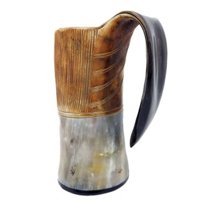 Verres à bière authentiques en corne de bœuf en gros – Vaisselle de fête gothique et Renaissance - Product Image 3