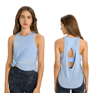 Débardeur de sport pour femme en Spandex à soutien léger, col en U, dos nageur, avec soutien-gorge intégré, respirant et à séchage rapide - Product Image 4