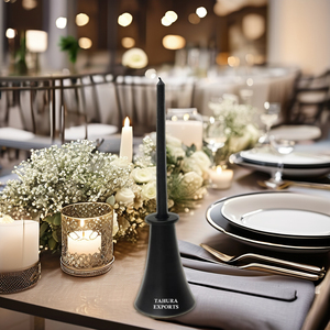 Bougeoir à chandelier simple artistique avec finition texturée de forme créative idéal pour les maisons expressives et l'accent de table élégant - Product Image 1