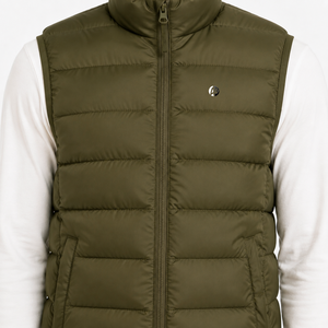 Chaleco acolchado para hombre que combina relleno ligero, aislamiento térmico y tela resistente para un uso cómodo en climas fríos. - Product Image 6
