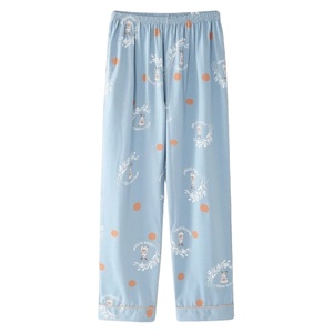 Conjunto de pijama de cintura elástica con estampado de lunares y conejo de dibujos animados para mujer - Product Image 3