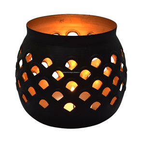 Portavelas de Hierro Hecho a Mano con Diseño de Reno Navideño IHA, para Decoración Navideña, Bodas, Diwali y Regalos Festivos - Product Image 3