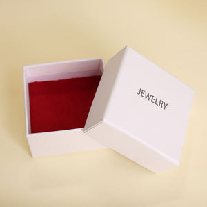 Caja de Regalo Personalizada Hecha a Mano, Ecológica y Biodegradable de Alta Calidad para Joyería, Cartón Rígido con Logotipo UV e Inserto de Espuma - Product Image 5