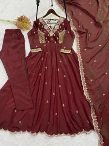 Ensemble de robe de soirée en soie pour femmes, pantalon et dupatta assortis - Product Image 3