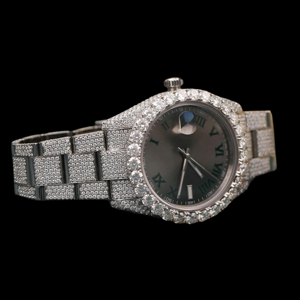 นาฬิกาข้อมือผู้ชายดีไซน์ล่าสุด ทองคำขาว ประดับเพชรโมอิสซาไนต์ทรงกลมเต็มหน้าปัดสีดำ พร้อมคุณสมบัติพิเศษ - Product Image 3