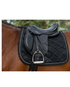 Tapis de selle de dressage matelassé en satin noir avec garniture en strass de cristal, vente en gros, logo personnalisé, tapis de selle équestre - Product Image 6