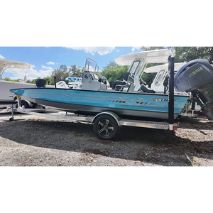 Bateau à fond plat en aluminium Xpress H22 2026 avec moteur Yama_ha 150 - Product Image 3
