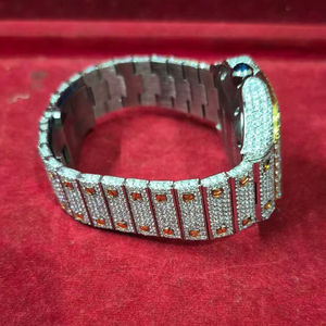 Montre de luxe unisexe classique à quartz pour plongée, 41 mm, avec lunette personnalisée, verre saphir et moissanite multicolore MF - Product Image 1