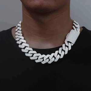 Collar Unisex con Cadena Figaro de Plata 925 Chapada en Oro de 18K y Moissanita, Estilo Hiphop, para Aniversario o Uso Diario - Product Image 1