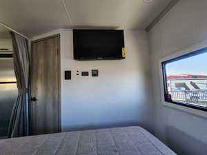 Camping-car, caravane, remorque de camping pour les voyages en plein air, les aventures en nature et les expéditions de camping - Product Image 6