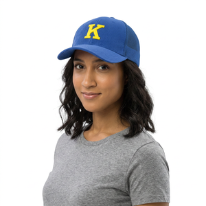 Casquette de camionneur en maille bleue avec broderie K jaune, ajustable, six panneaux, unisexe, décontractée - Product Image 3