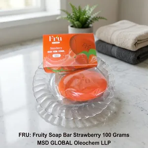 Jabón en Barra Frutal de Fresa 100g Enriquecido con Vitamina C Hidratante para Todo Tipo de Piel - Product Image 4